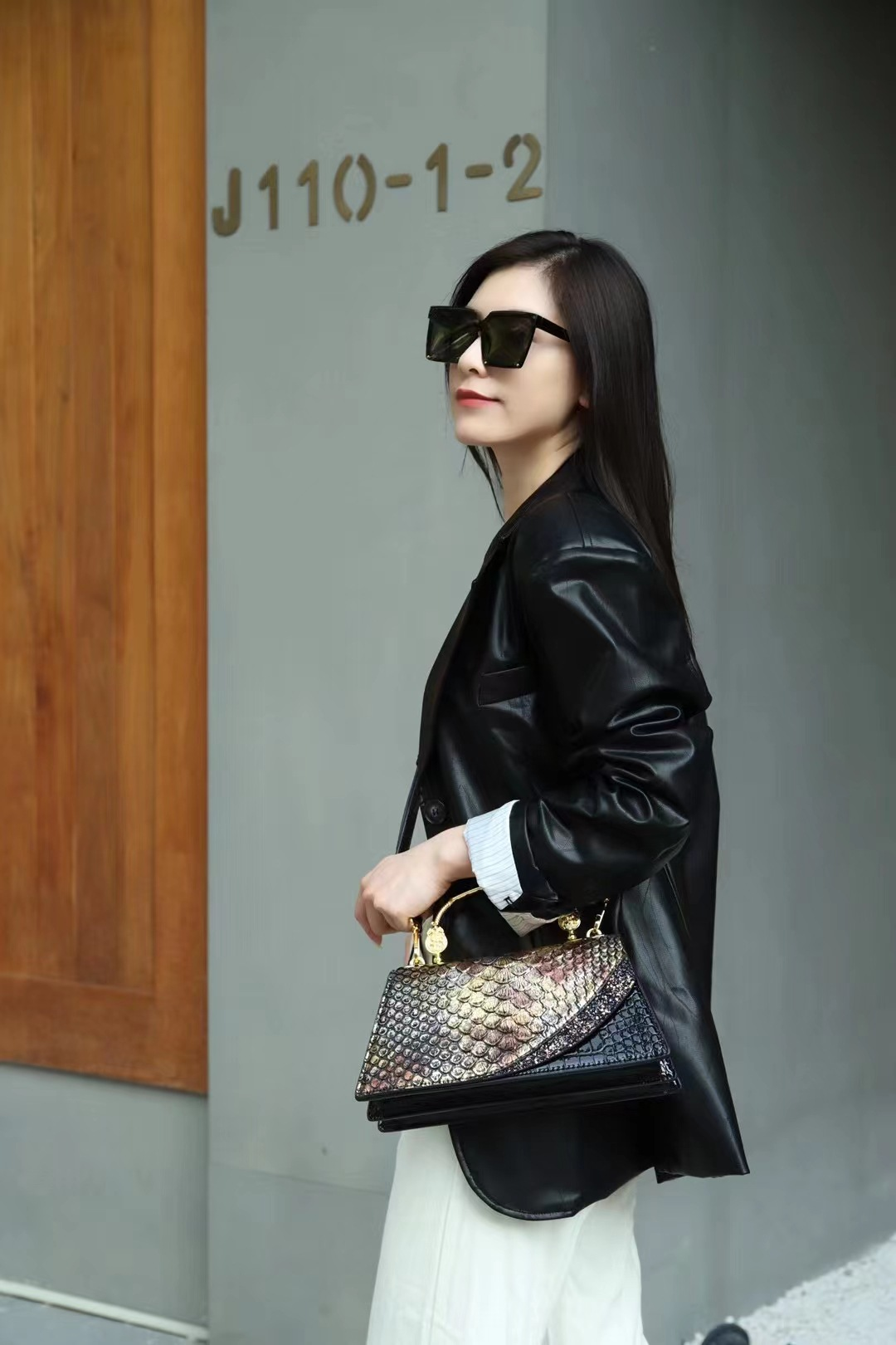 Elegant and luxurious temperament black gold bag New Dragon Scale Princess Crocodile Pattern Handbag Single shoulder women's bag