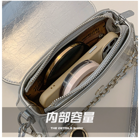 Women's High Quality Penholder Bag Fashionable and Elegant Small Square Bag Retro and Simple One Shoulder Crossbody Trendy Diamond Grid Chain Small Bag