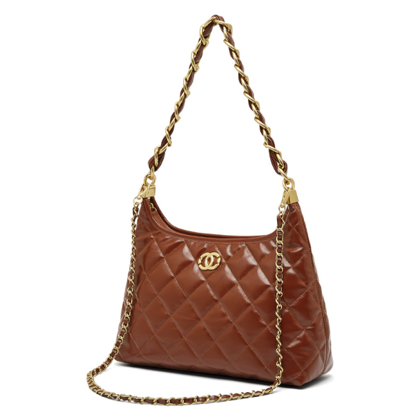 New Xiaoxiangfeng genuine leather shoulder playful leather bag with high-end feel, thick chain hobo armpit bag, diamond grid chain bag