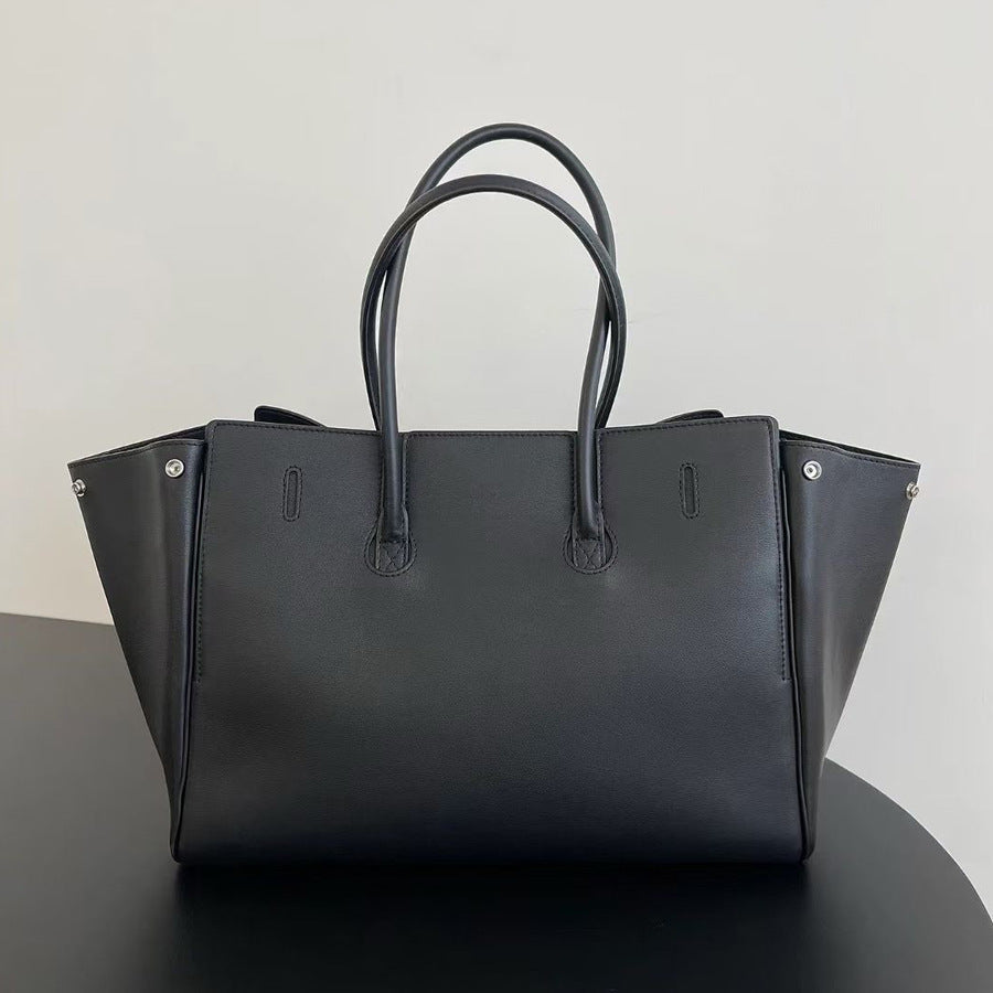 Bel Air XL Sophisticated Black Leather Tote