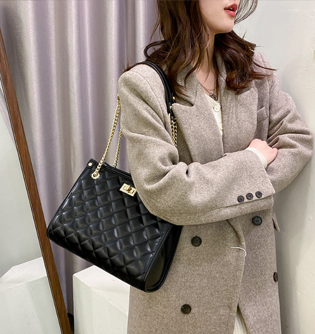 Genuine leather women's bag New diamond grid chain bag Female shoulder bag Fashionable large capacity crossbody versatile single bag Shoulder tote bag