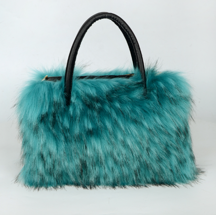 New European and American handbag for women, high-end sensory square plush bag, imitation fur raccoon fur handbag, large capacity