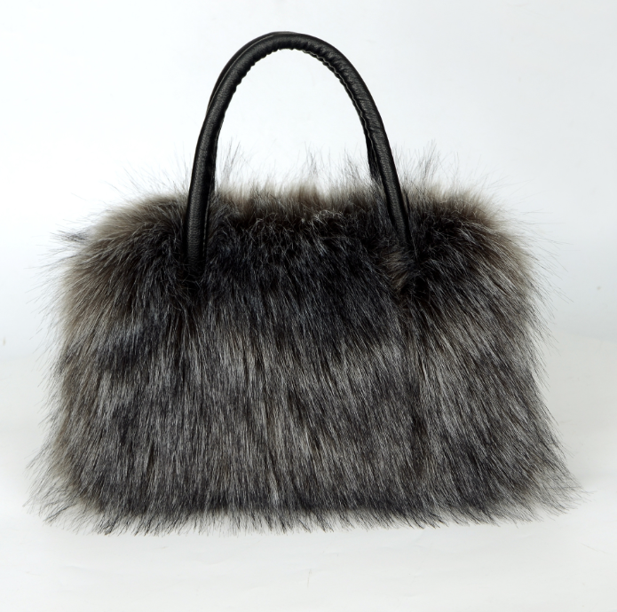 New European and American handbag for women, high-end sensory square plush bag, imitation fur raccoon fur handbag, large capacity